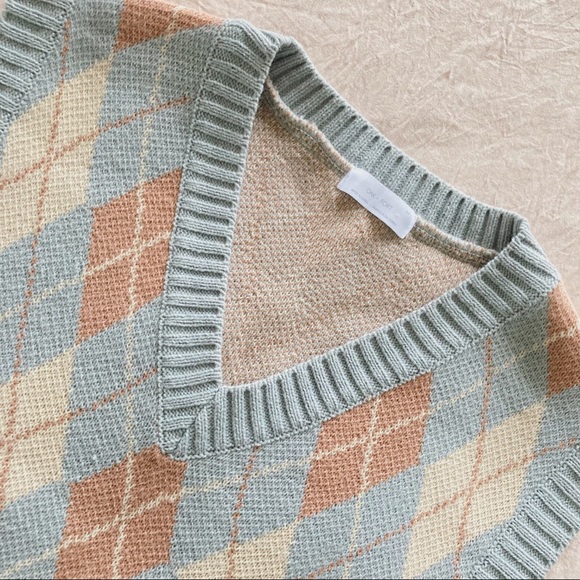 Oak + Fort Argyle Sweater Vest 💙 - Picture 2 of 5